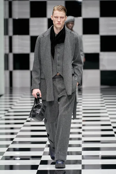 Look 6
